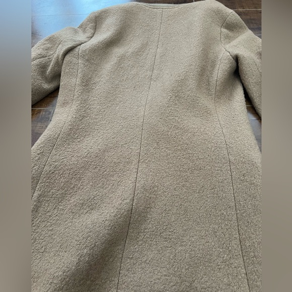 H&M Coat - Picture 6 of 7